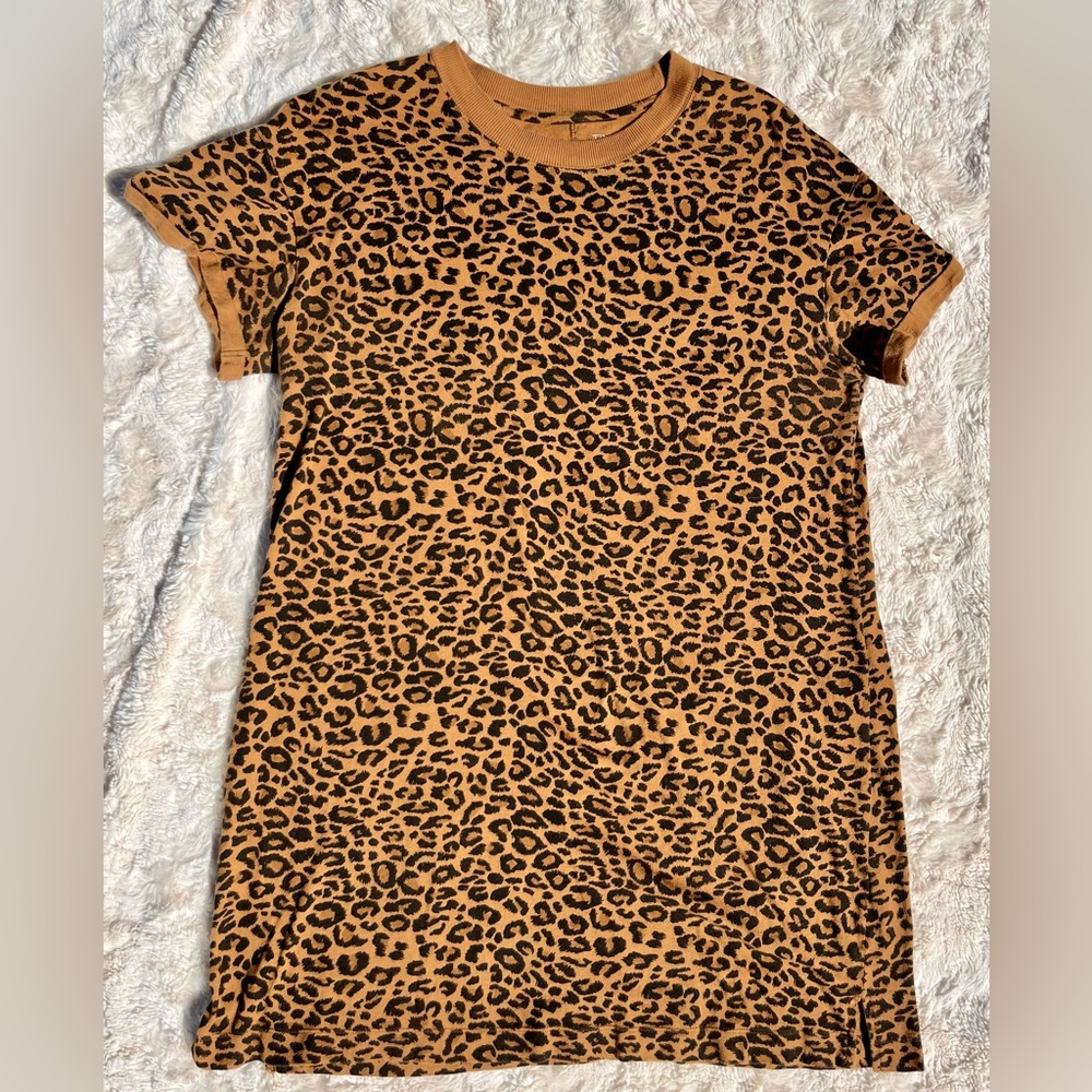 Casual Cheetah T-Shirt Dress
